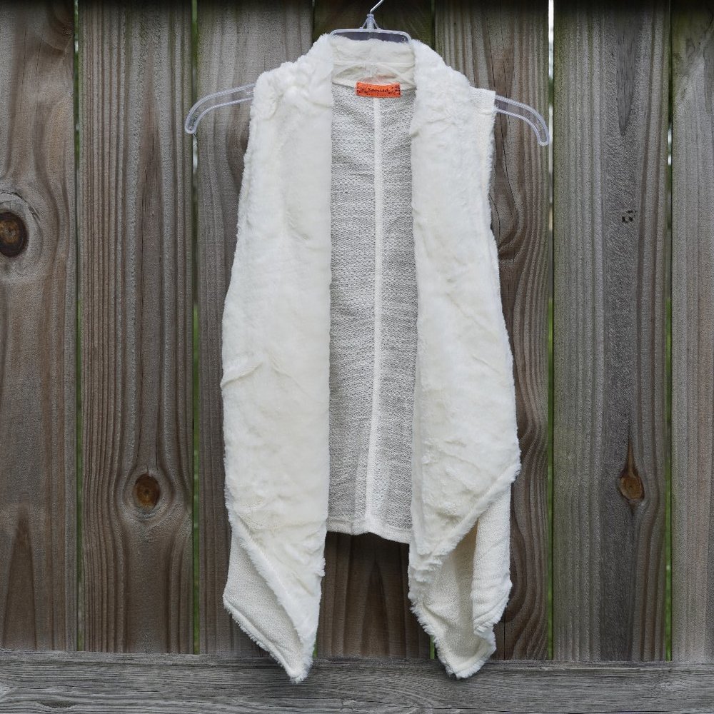 NWOT Live To Be Spoiled Asymmetric Faux Fur Vest